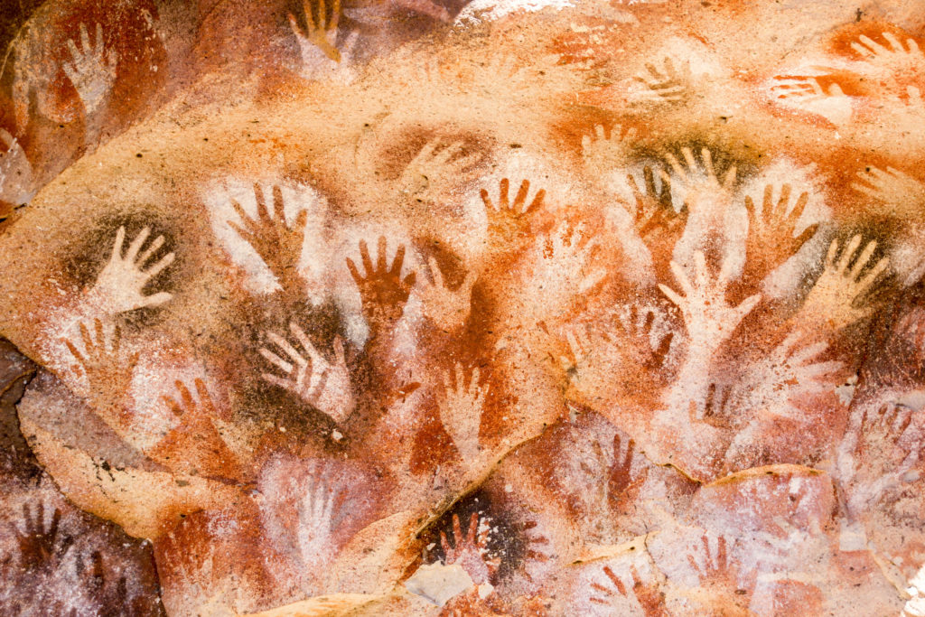 Famous,Paintings,Of,Hands,Cueva,De,Las,Manos.,Santa,Cruz,